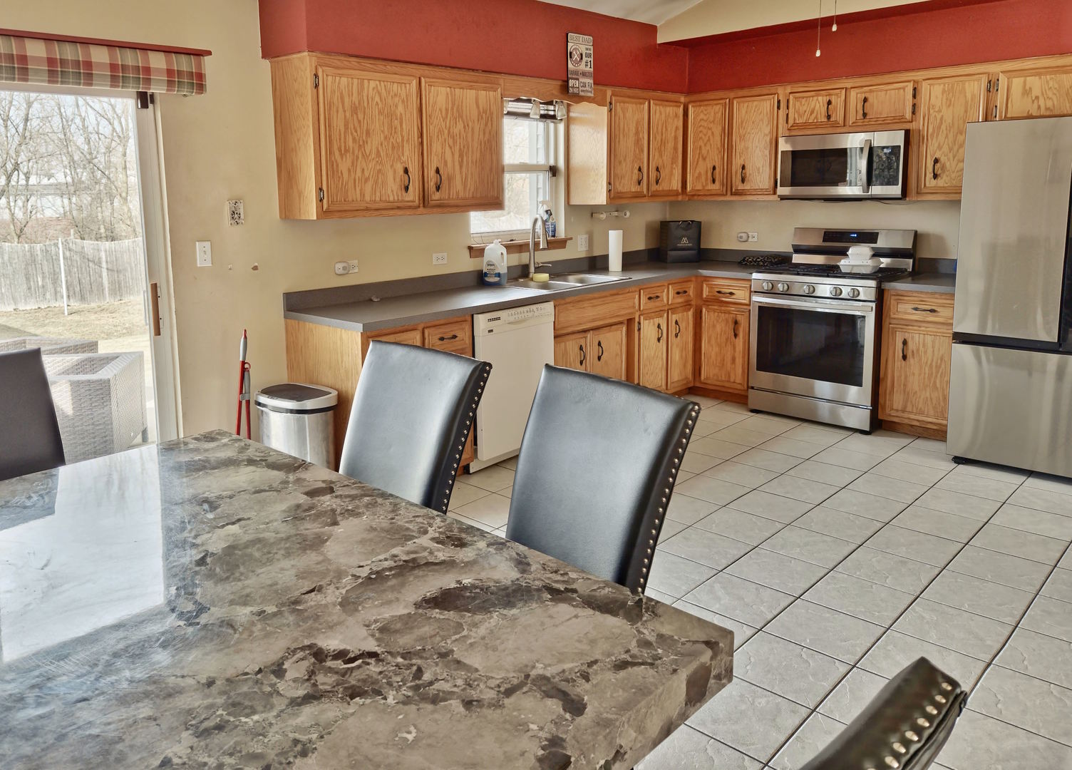 25714 S Linden Avenue Property Photo 5
