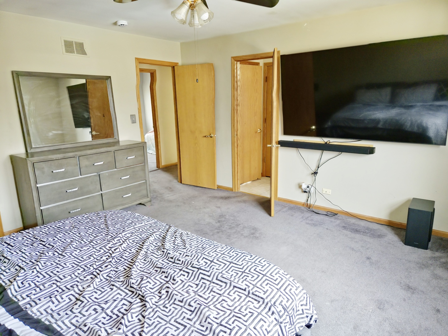 25714 S Linden Avenue Property Photo 10