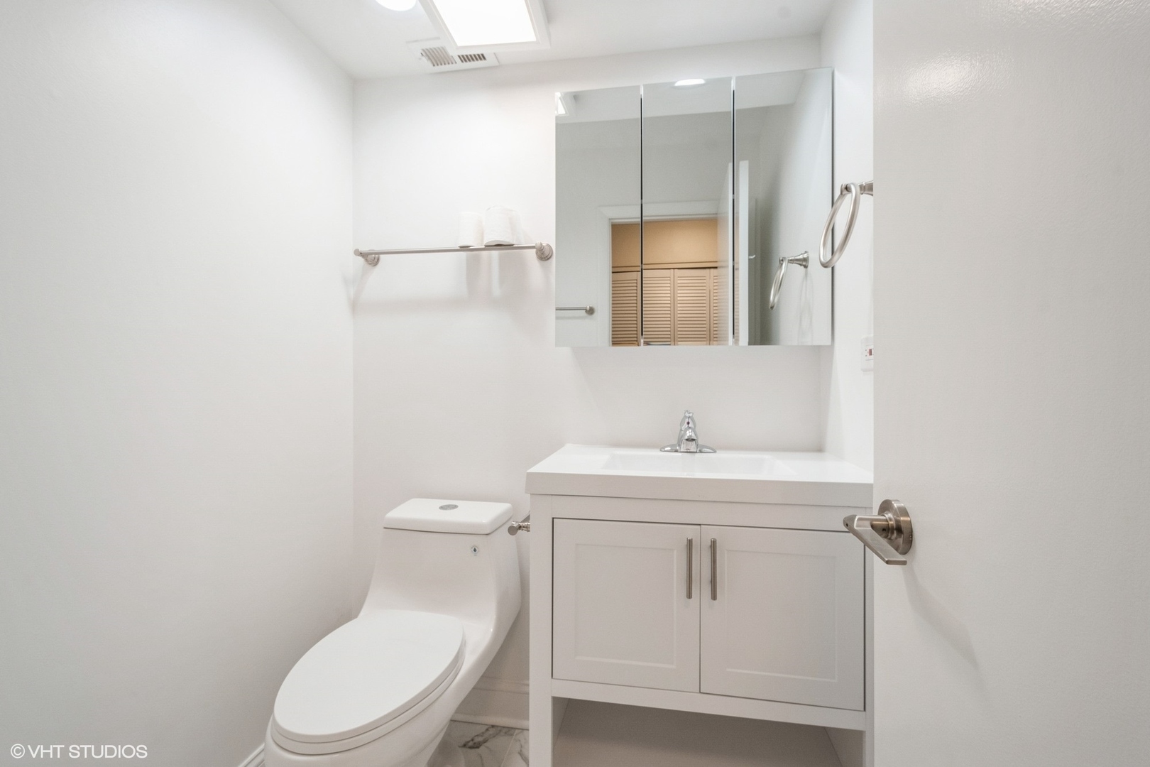 250 Ridge Avenue 4l Property Photo 3