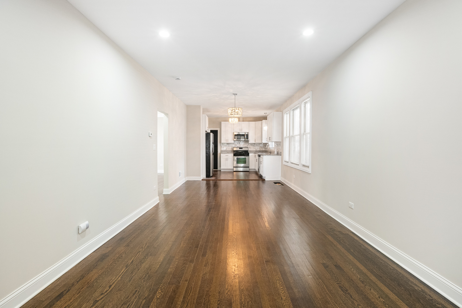 1328 W 98th Street Property Photo 3