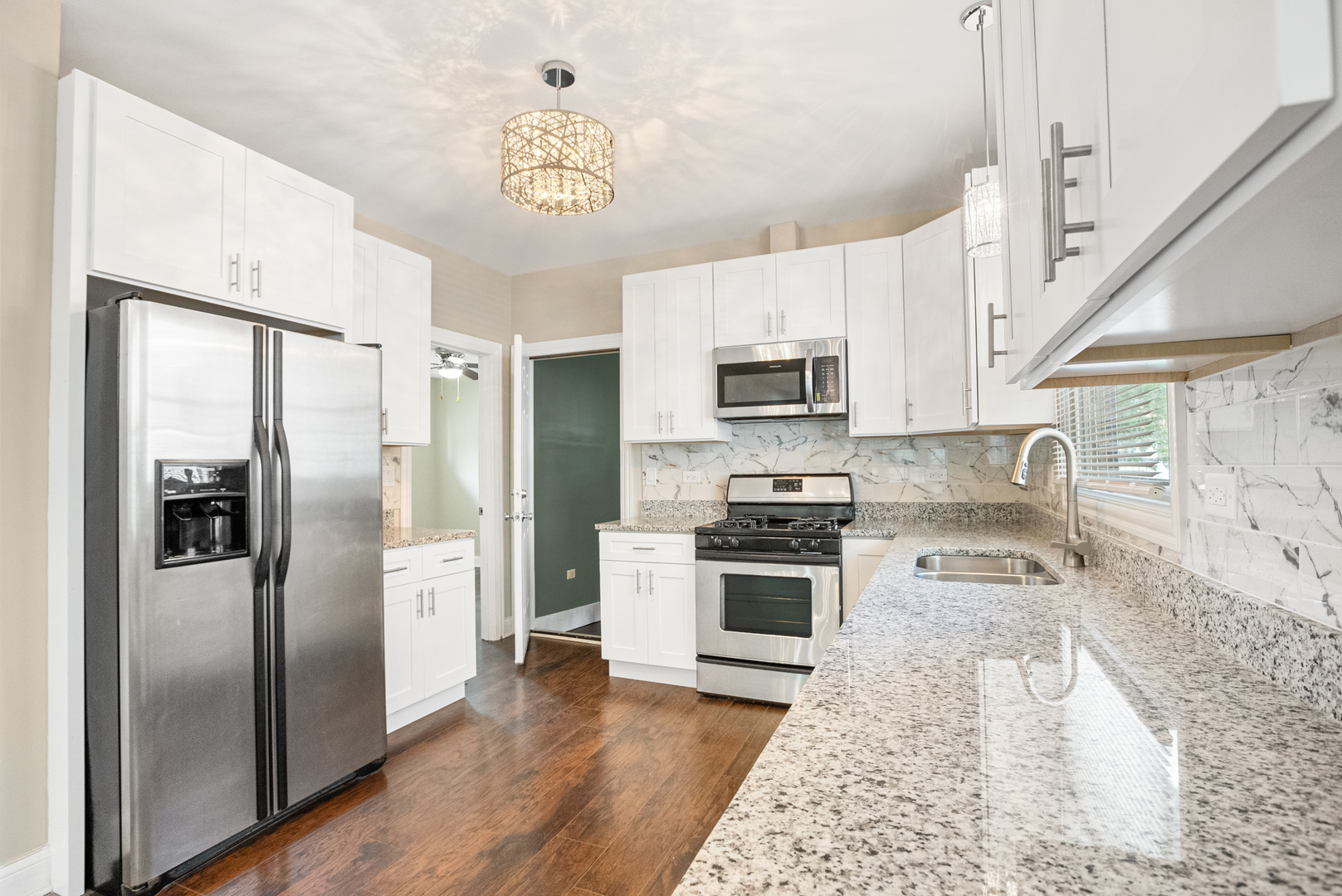 1328 W 98th Street Property Photo 5