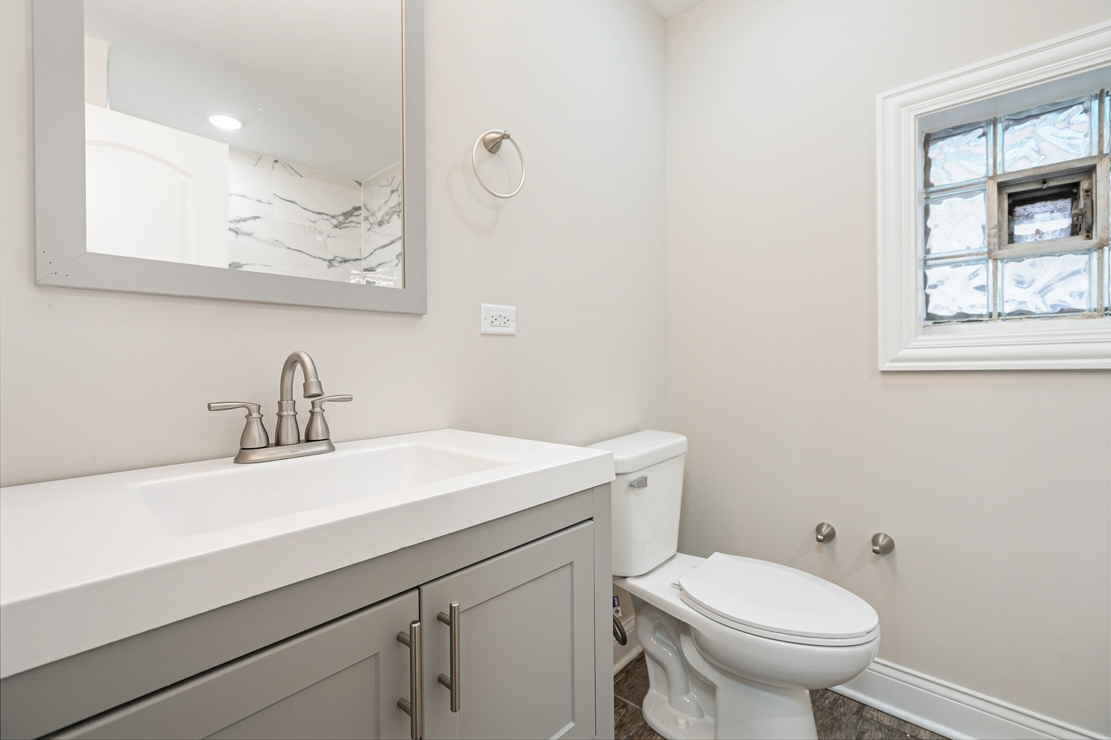 9220 S Dauphin Avenue Property Photo 15