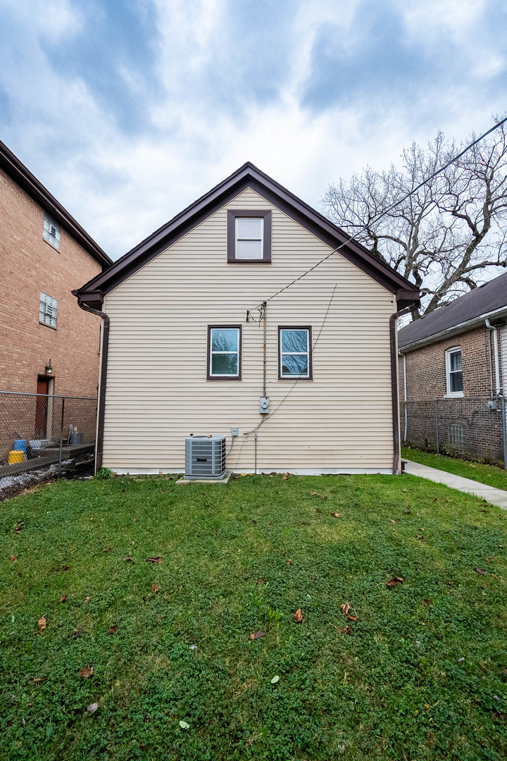 9220 S Dauphin Avenue Property Photo 29