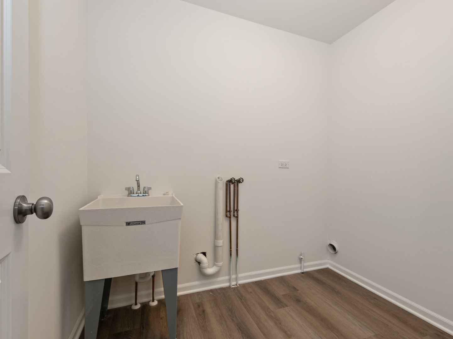 985 Regent Drive Property Photo 19