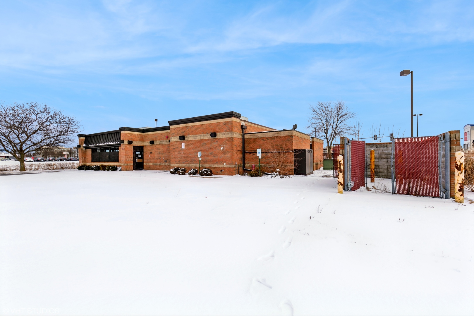 21420 Cicero Avenue Property Photo 8