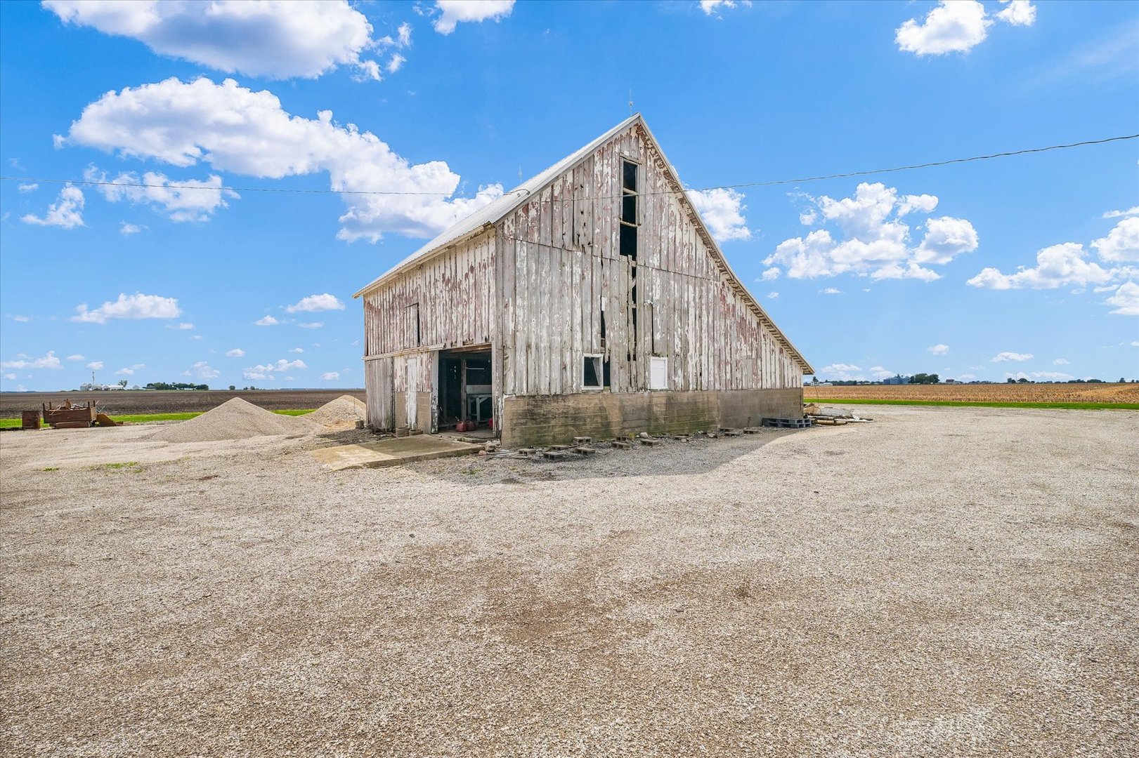 280 E 2350 North Road Property Photo 42