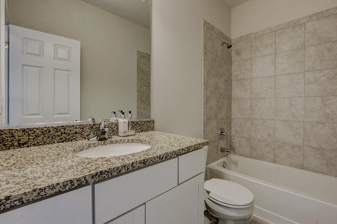 437 E Becker Place Property Photo 13