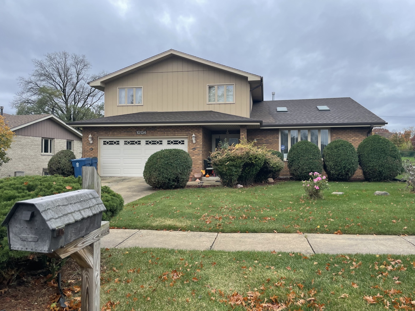 10134 S 87th Court Property Photo