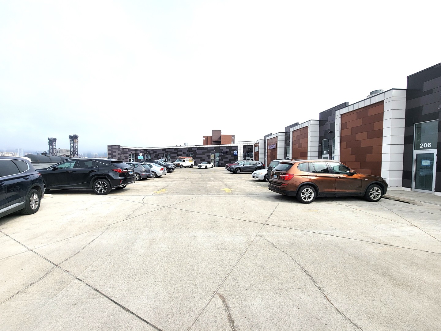 2300 S Archer Avenue 200 Property Photo 9