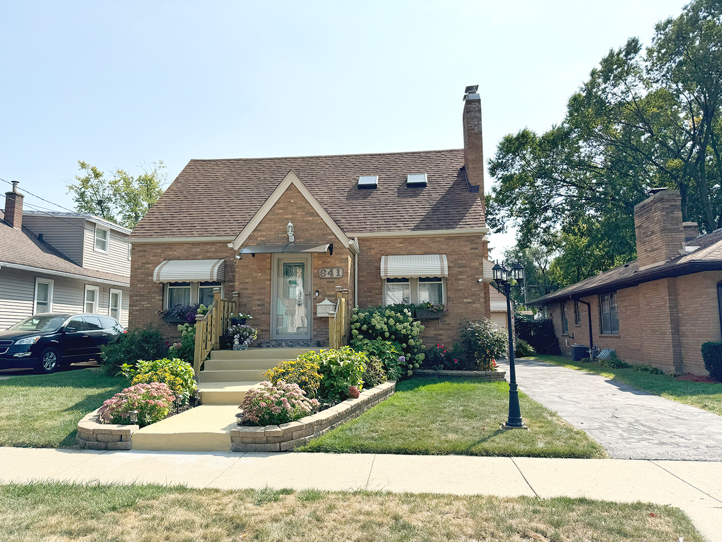 641 Columbia Avenue Property Photo