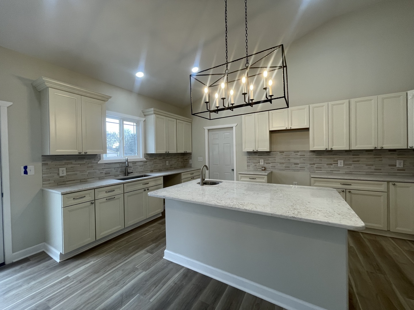 409 Monroe Avenue Property Photo 14