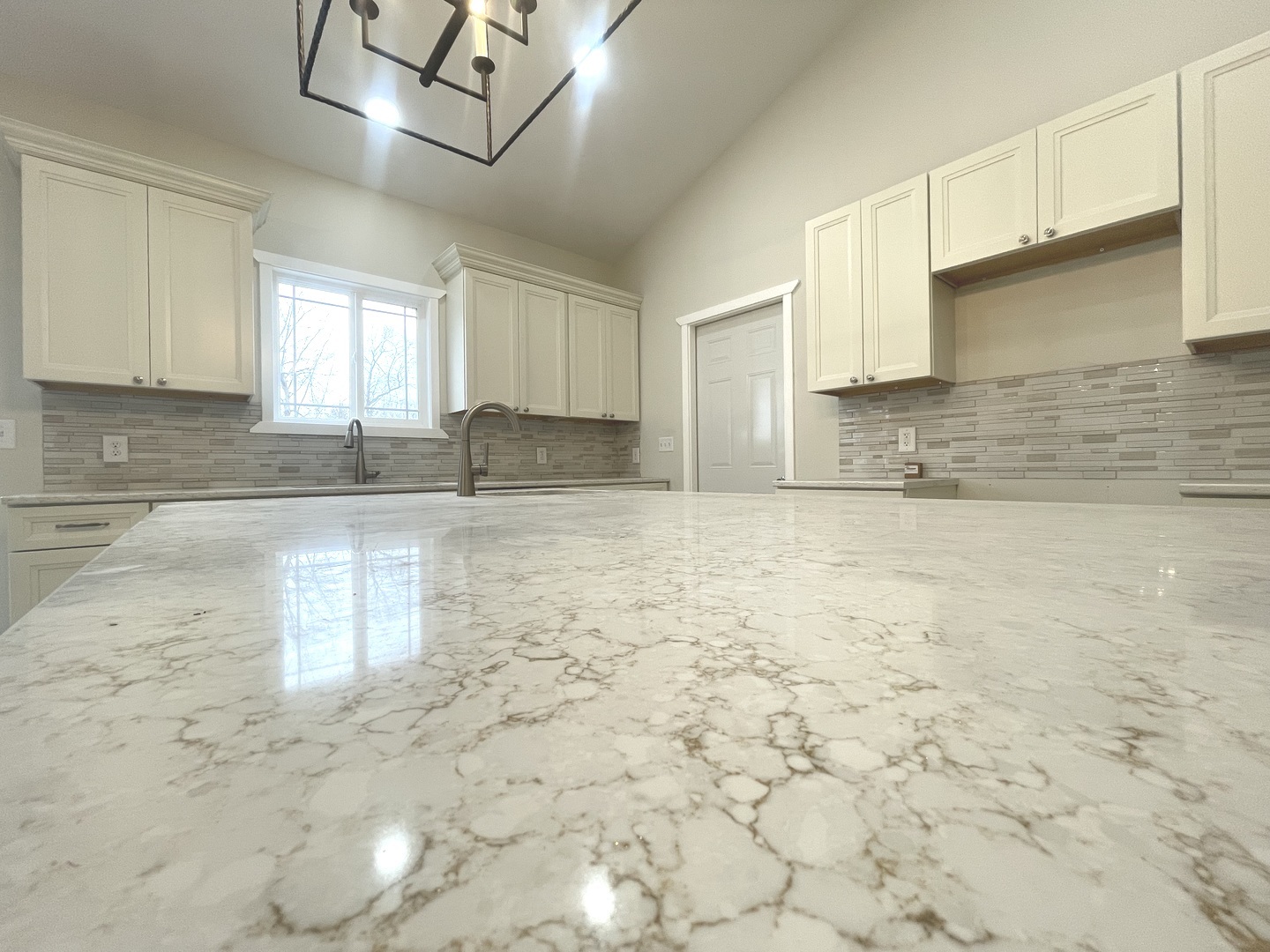 409 Monroe Avenue Property Photo 18
