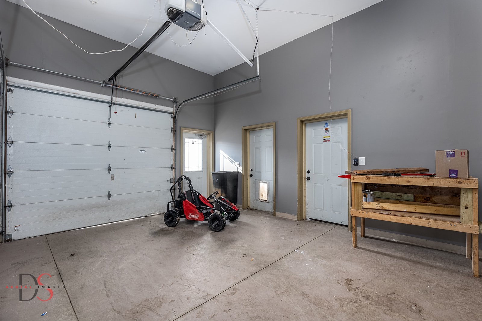 611 E Dayton Road Property Photo 17