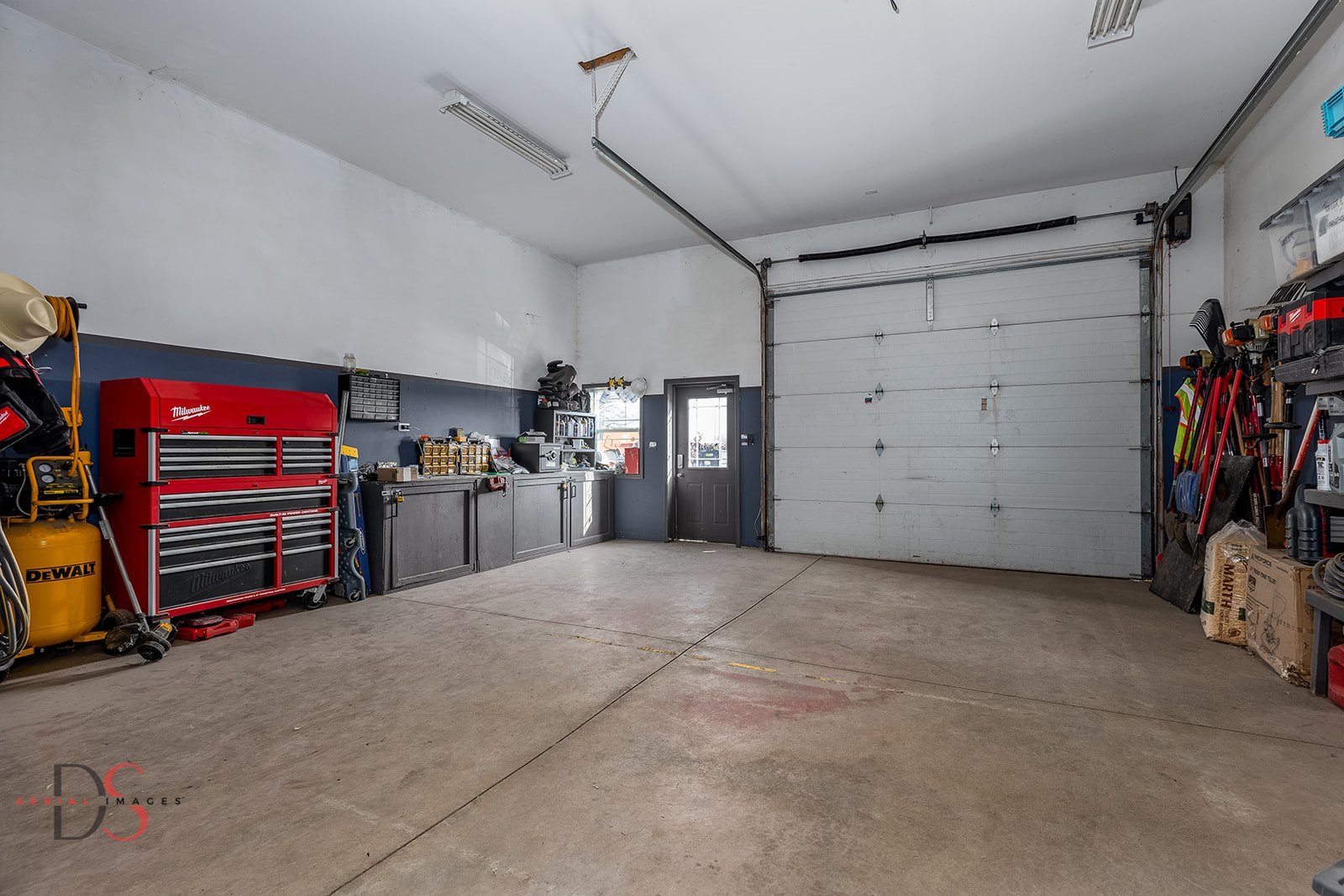 611 E Dayton Road Property Photo 18