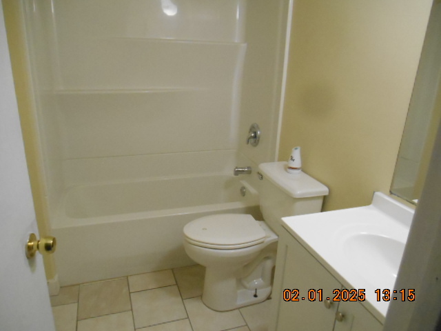 14635 Greenwood Road B104 Property Photo 6