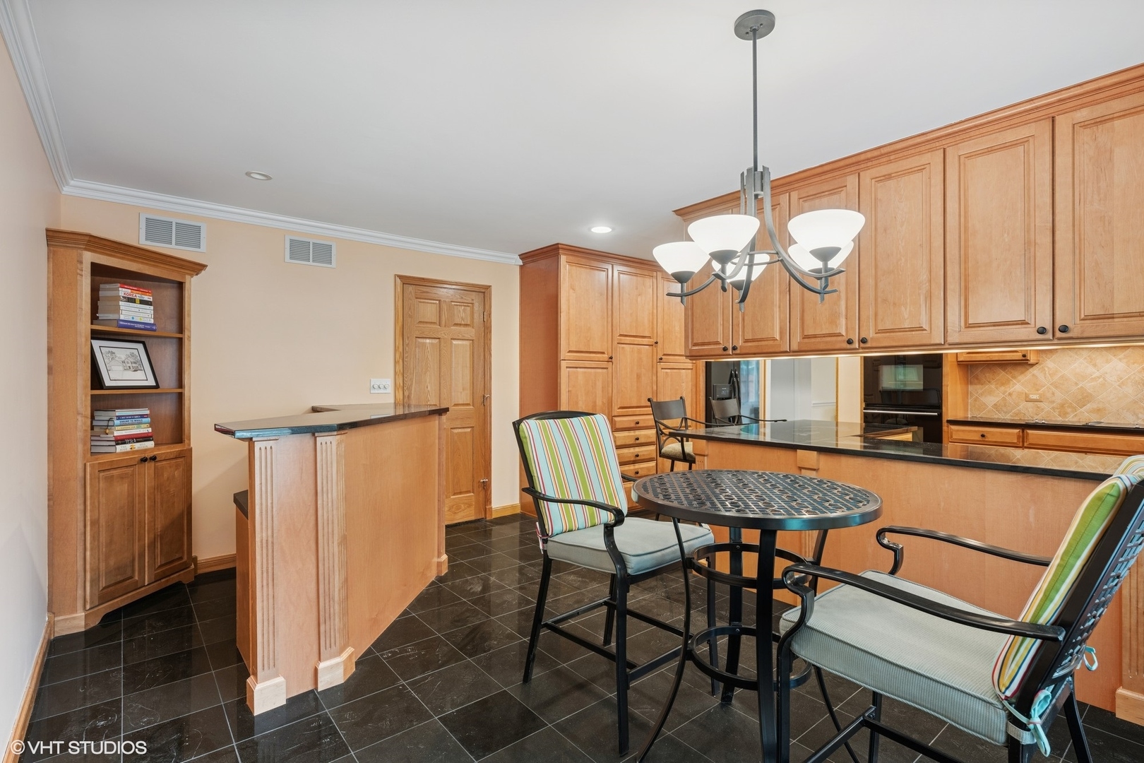 1247 Highpoint Lane Property Photo 18