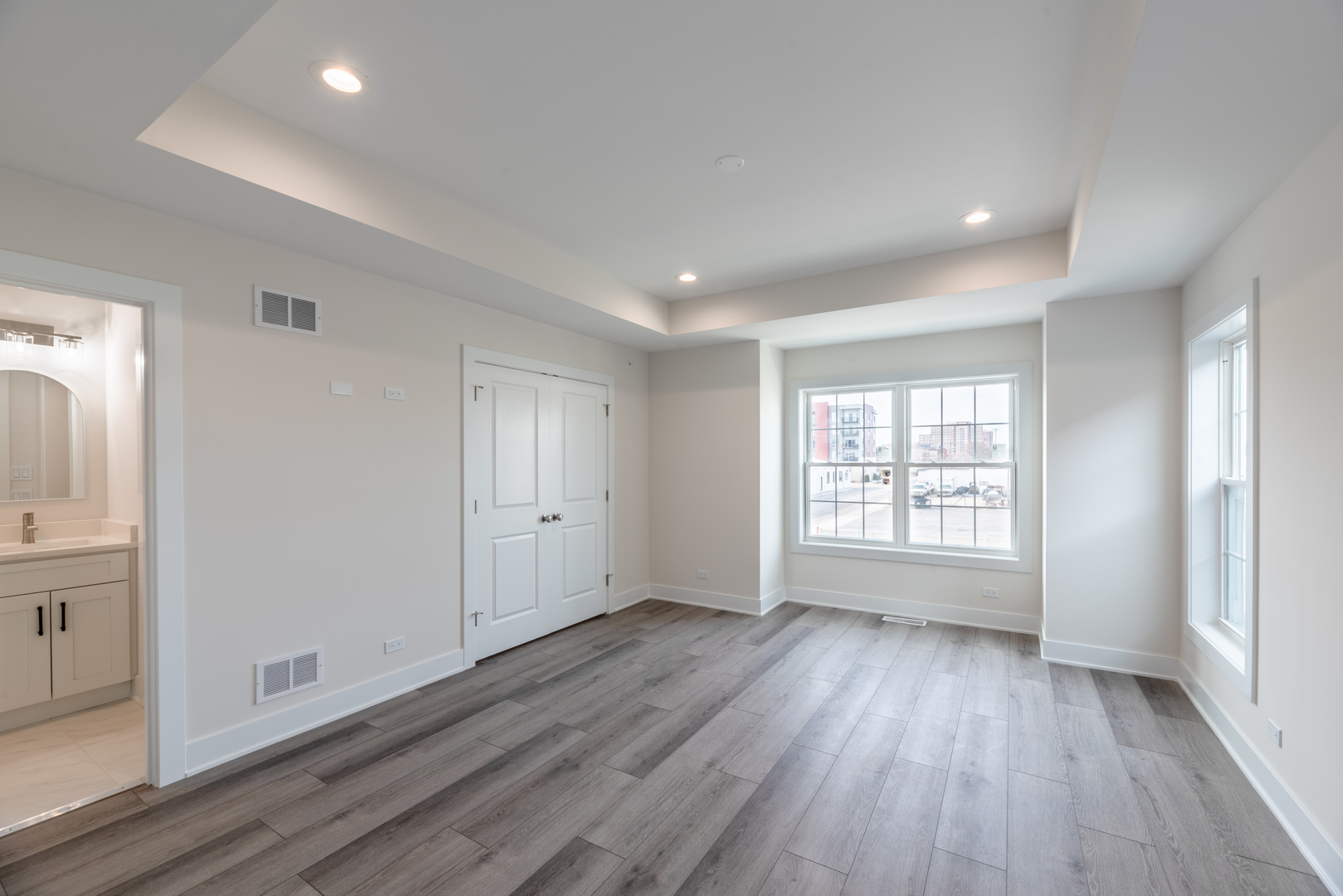 9 N Beverly Lane Property Photo 17