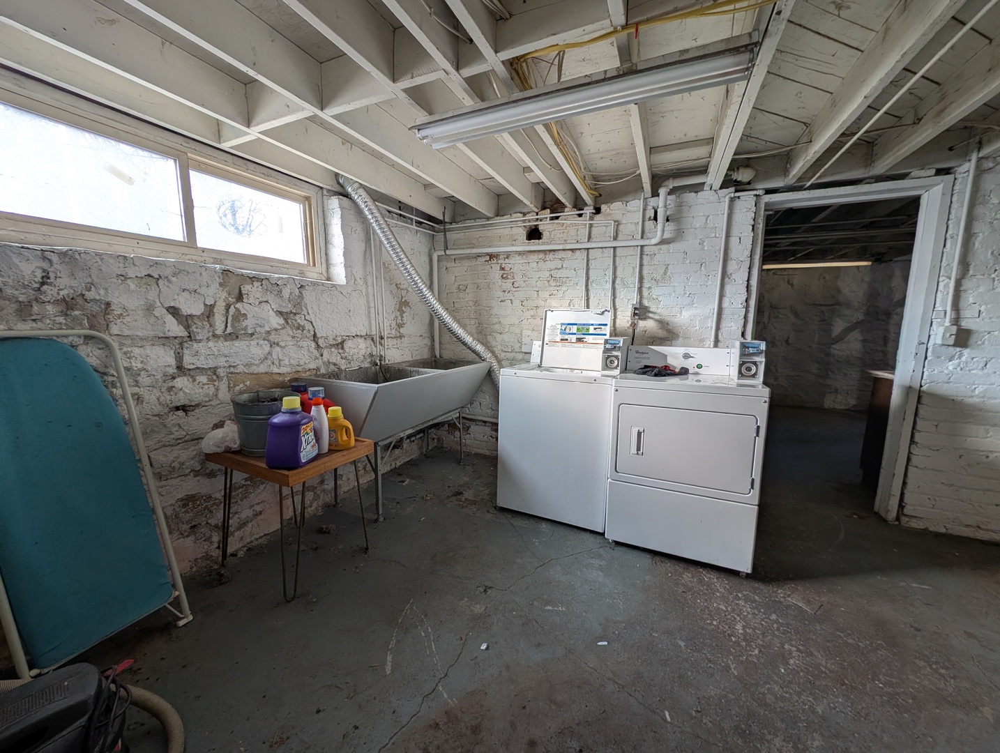 226 W Locust Street Property Photo 14