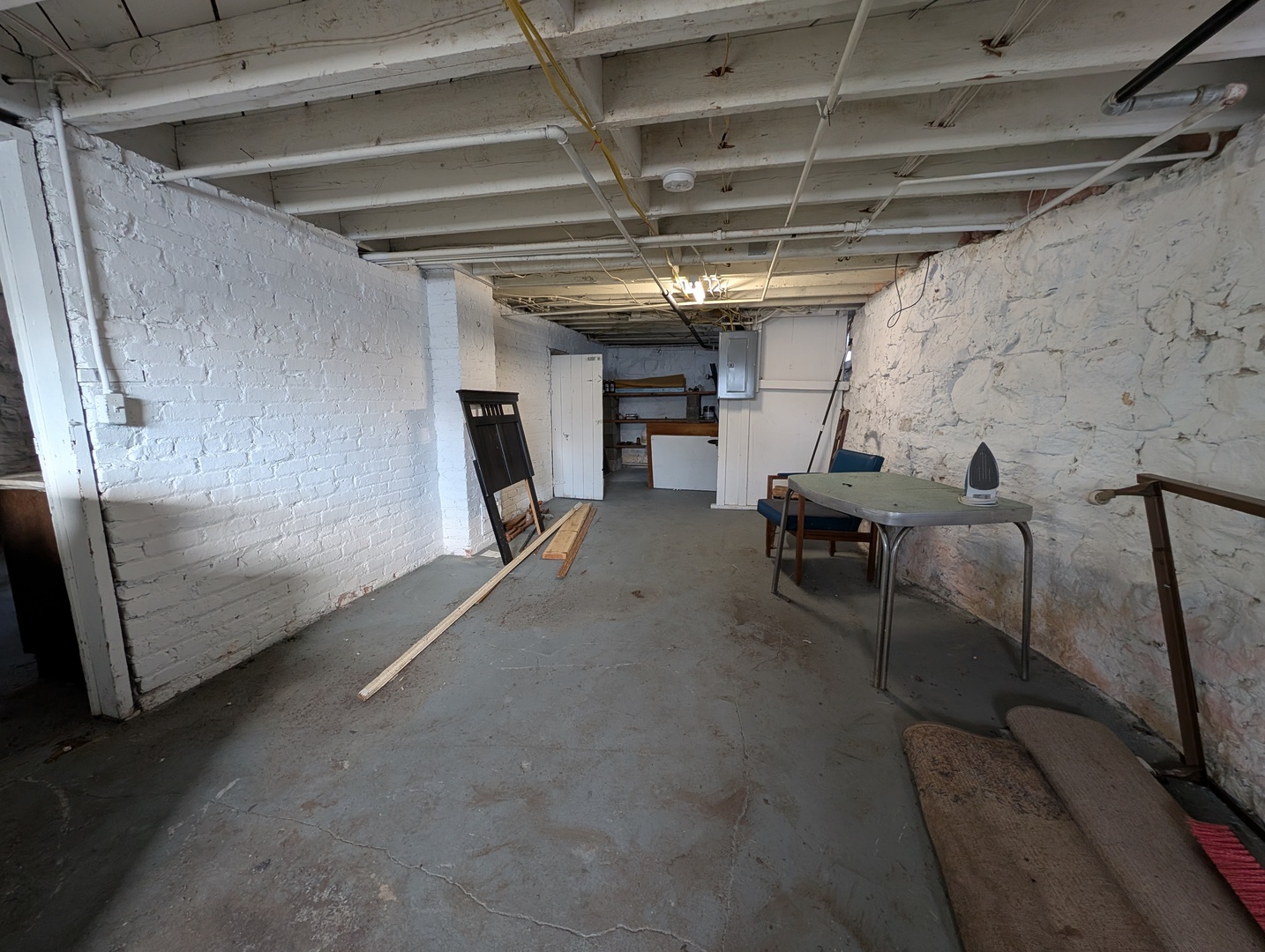 226 W Locust Street Property Photo 15
