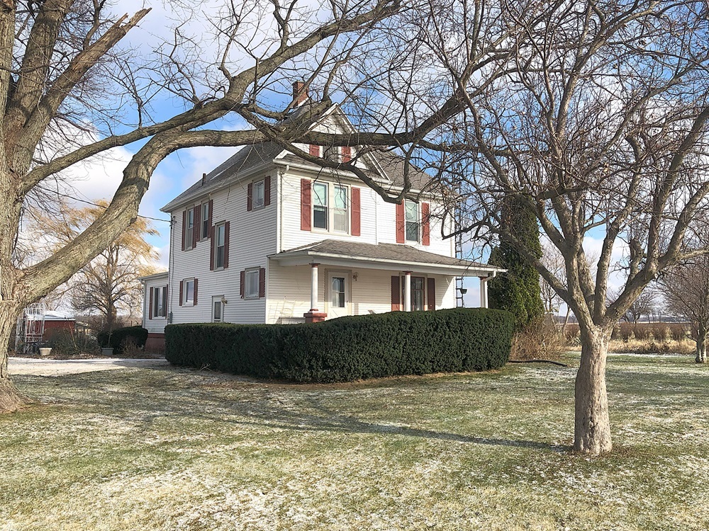 1042 Amboy Road Property Photo