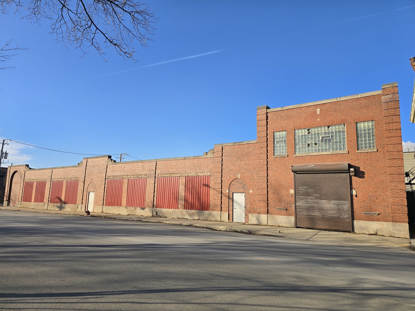 822 W Exchange Avenue Property Photo 1