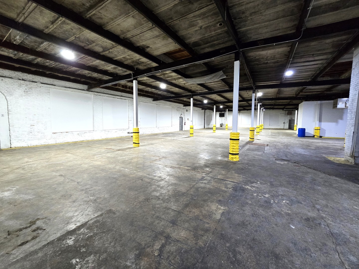822 W Exchange Avenue Property Photo 4
