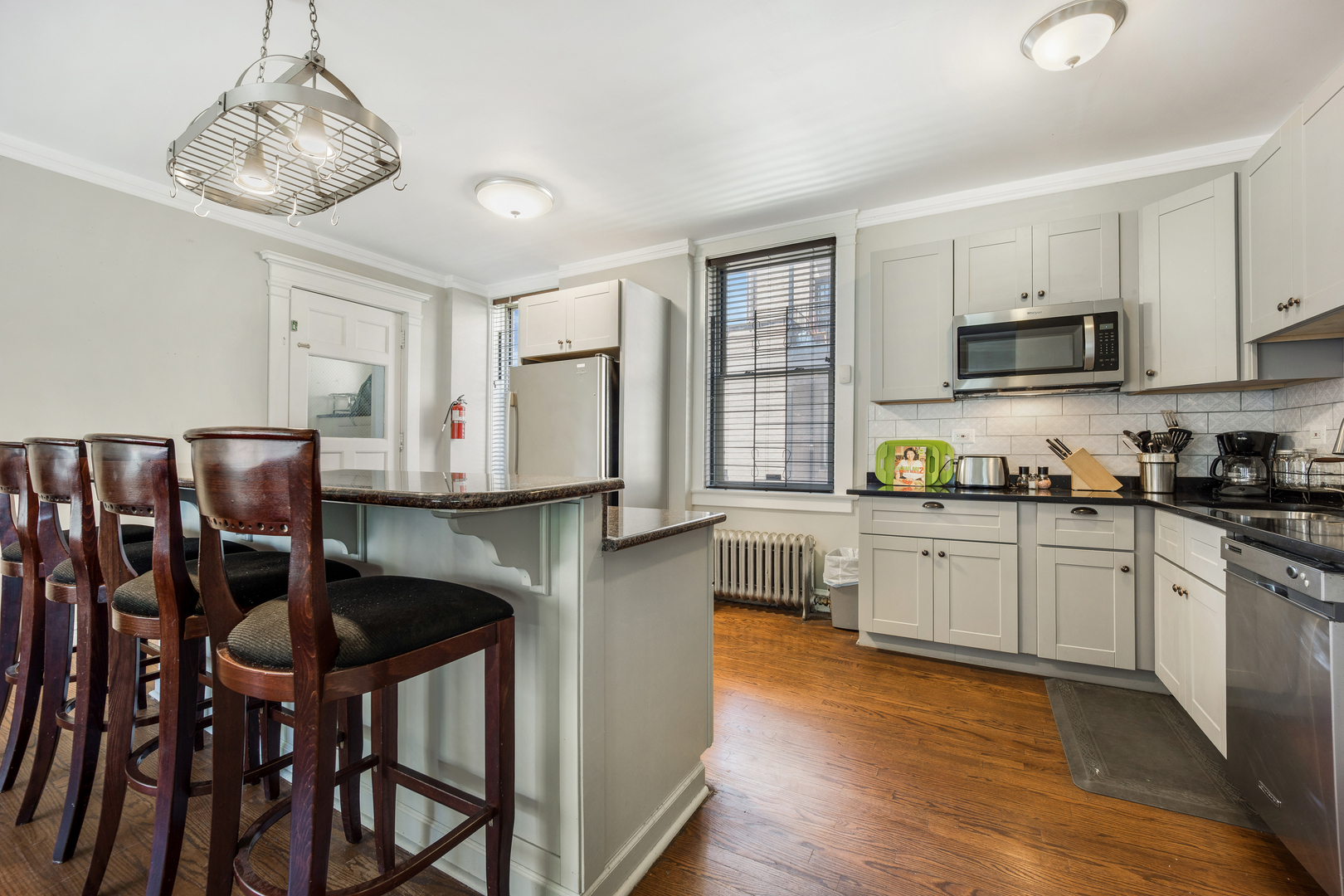 4560 S Michigan Avenue Property Photo 12