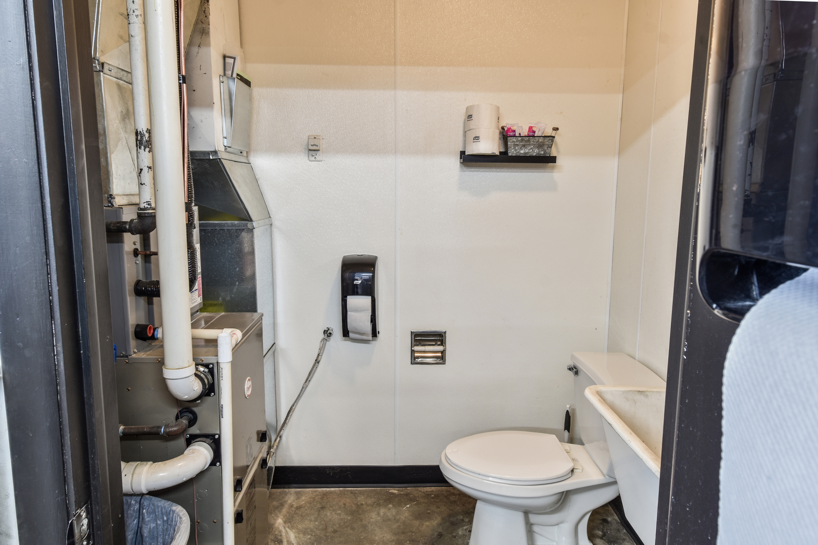 1304 N Division Street Property Photo 44