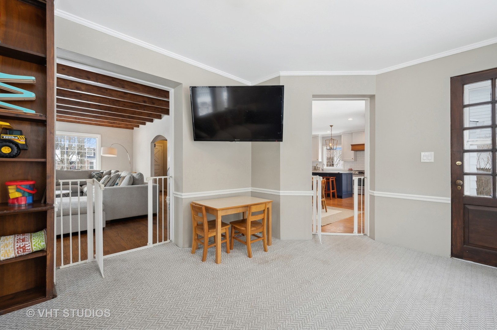 2538 Kenilworth Avenue Property Photo 9