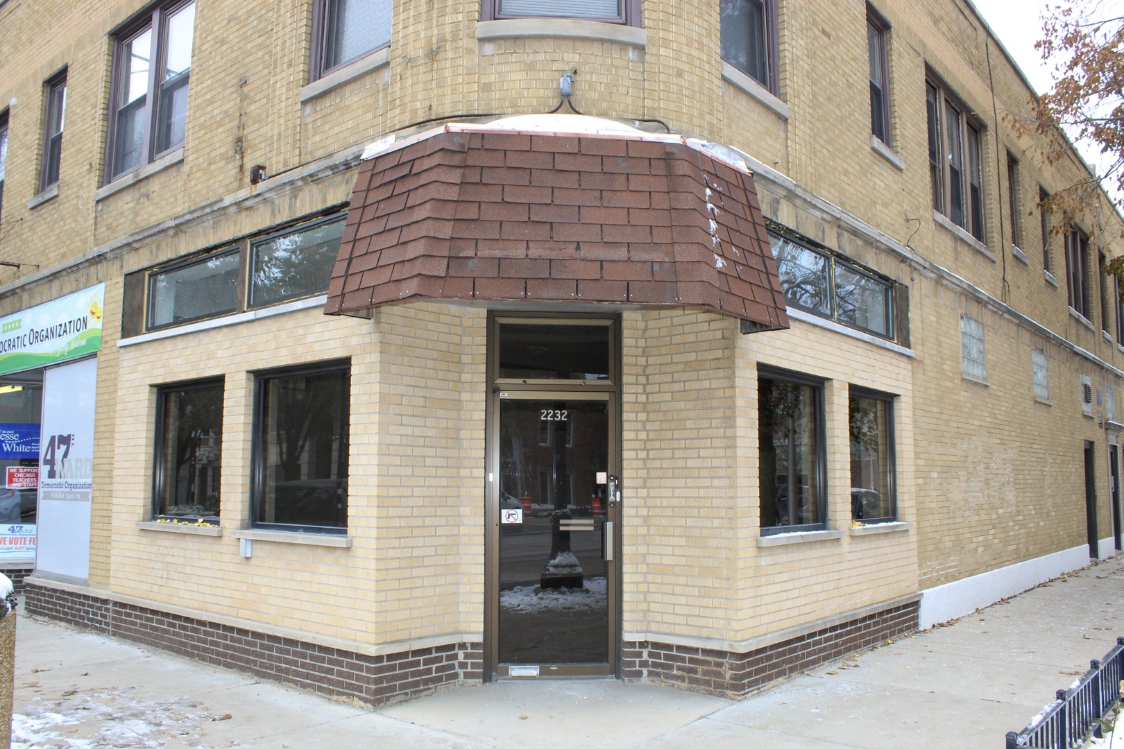 2232 W Irving Park Road Storefront Property Photo 1