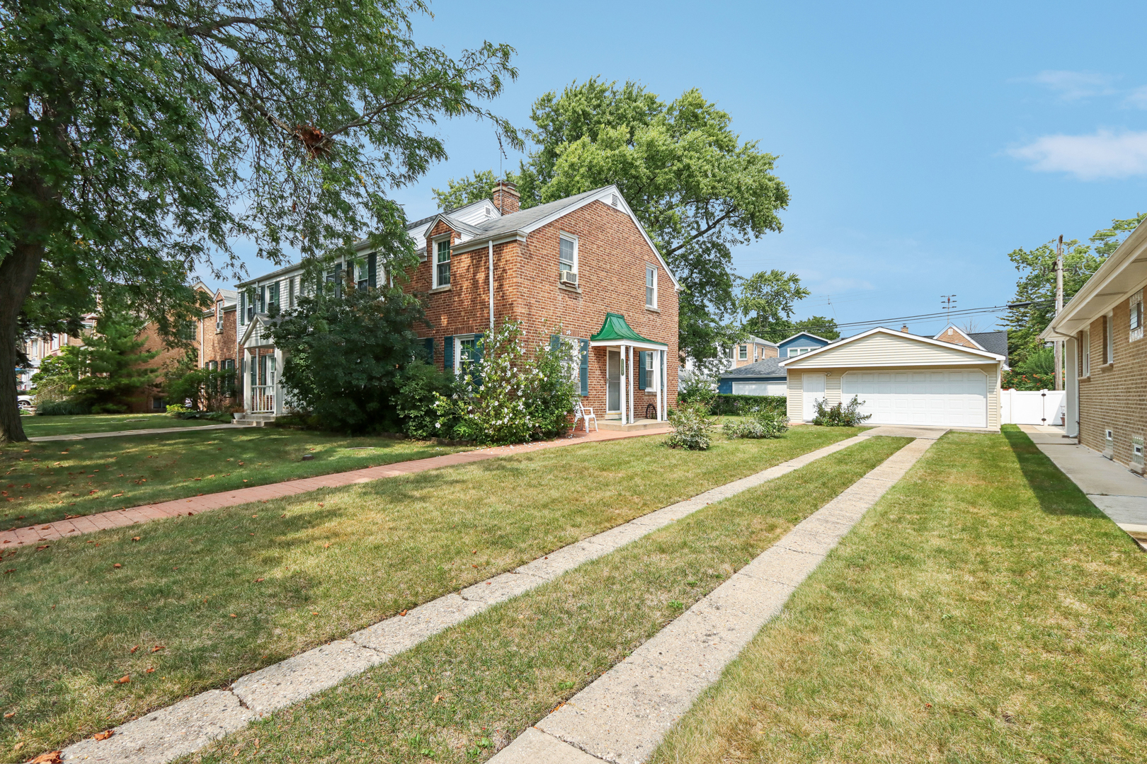 7558 W Devon Avenue Property Photo