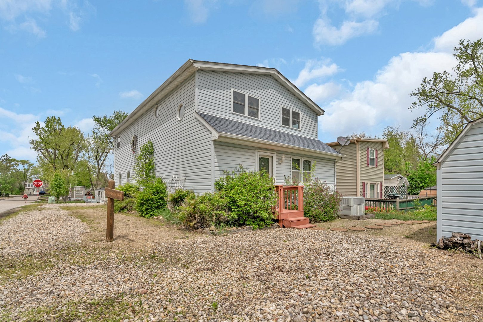 112 Fossil Ridge Road Property Photo 1