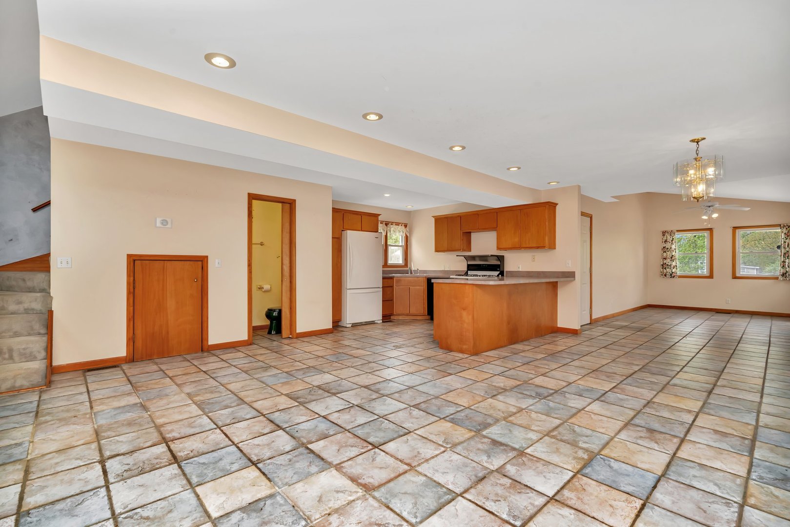 112 Fossil Ridge Road Property Photo 7