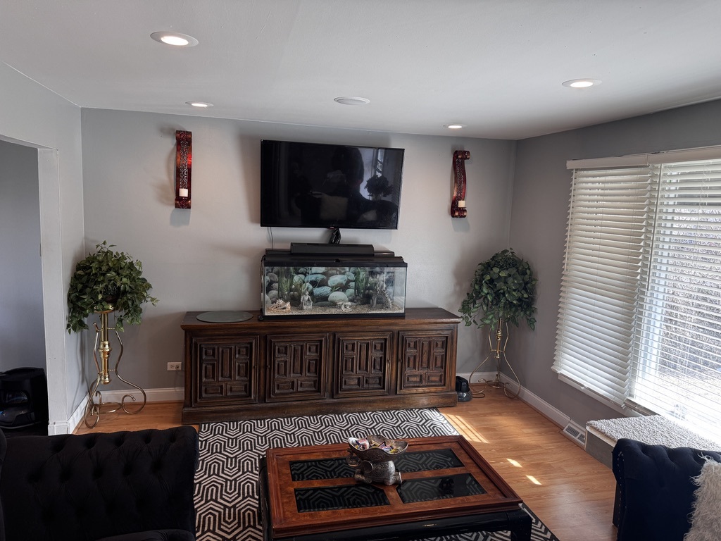 3518 Chestnut Drive Property Photo 2
