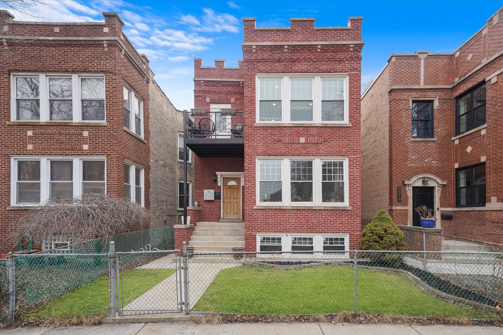 5023 N Troy Street Property Photo
