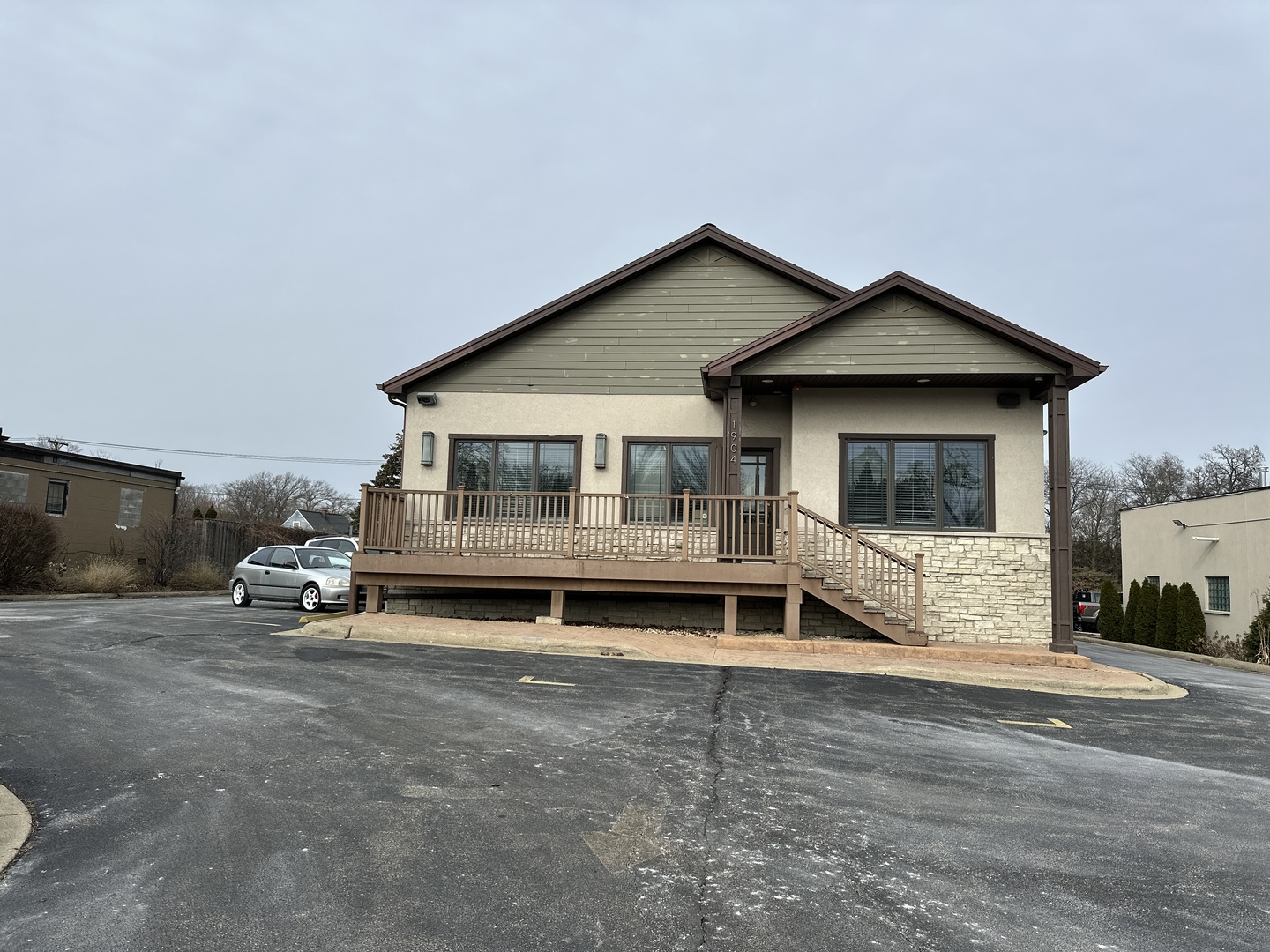 1904 Ogden Avenue Property Photo 2