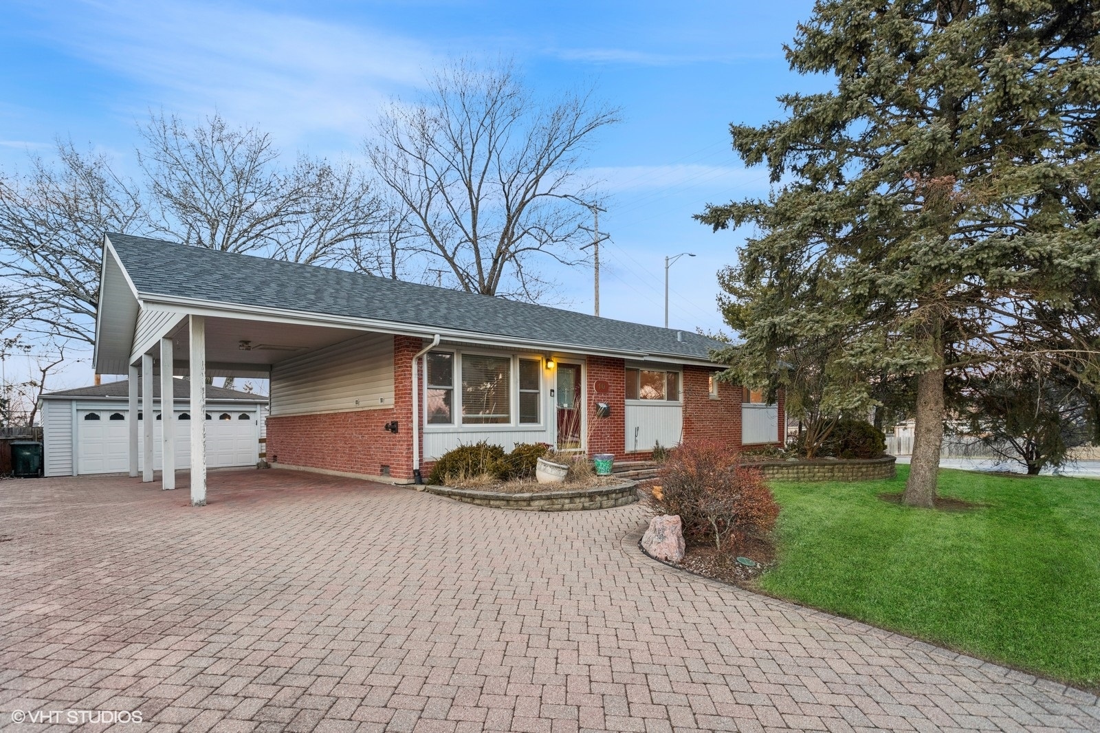 10 Flagstaff Lane Property Photo 2