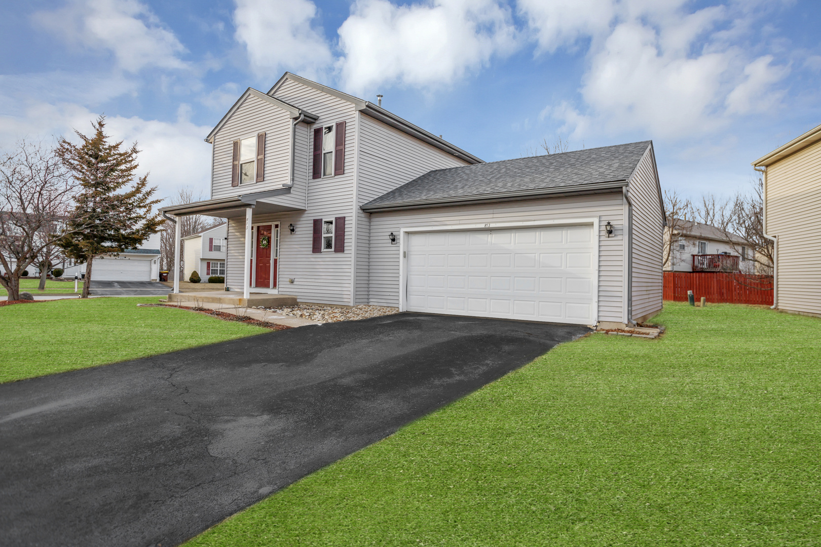 813 Rose Lane Property Photo