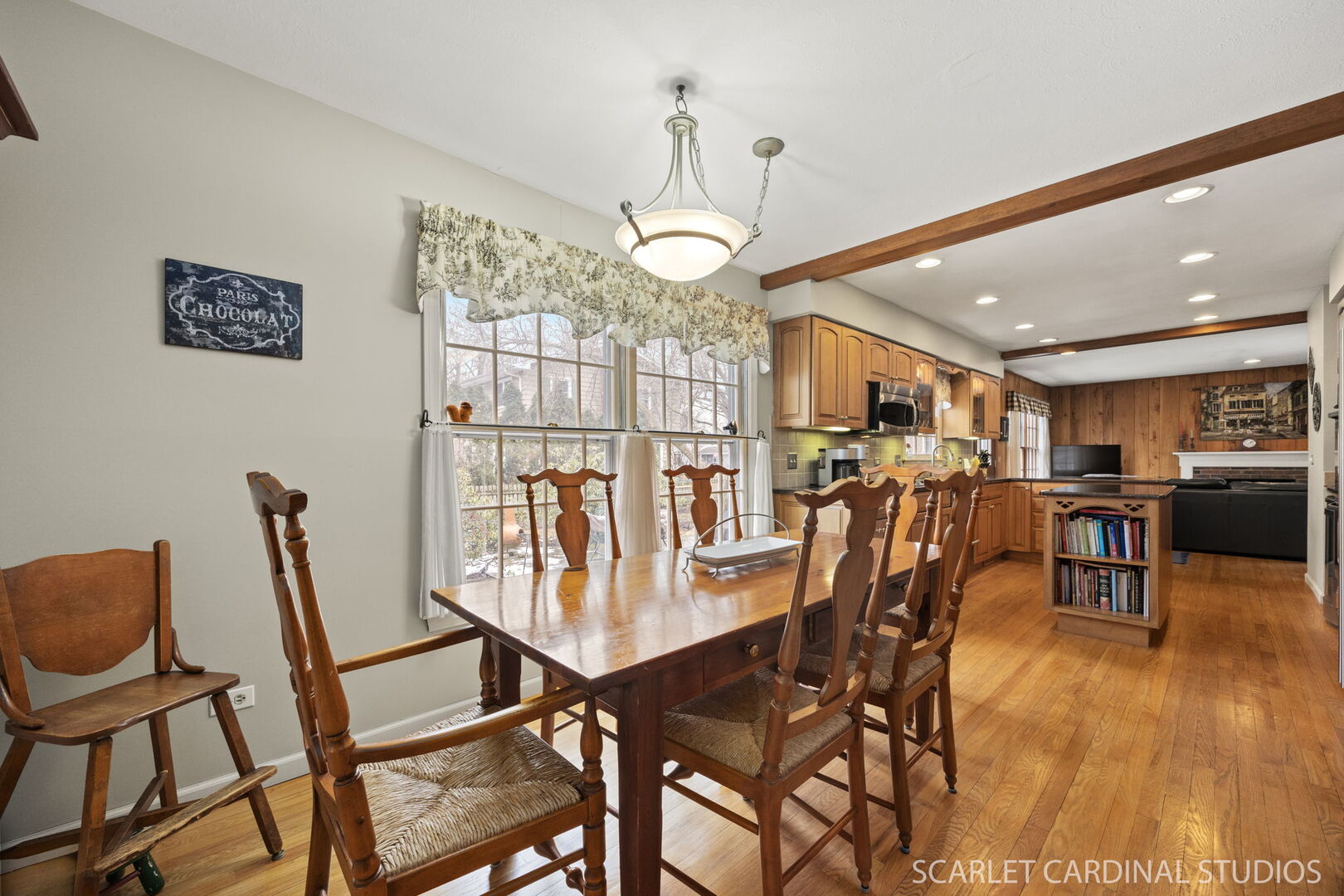 2s345 Arrowhead Drive Property Photo 8