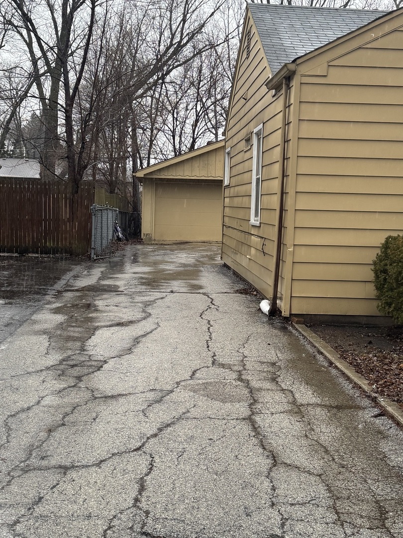 14616 State Street Property Photo 2