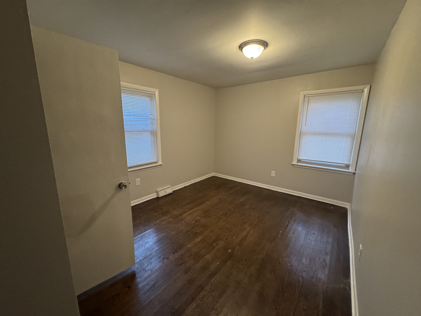 14616 State Street Property Photo 7