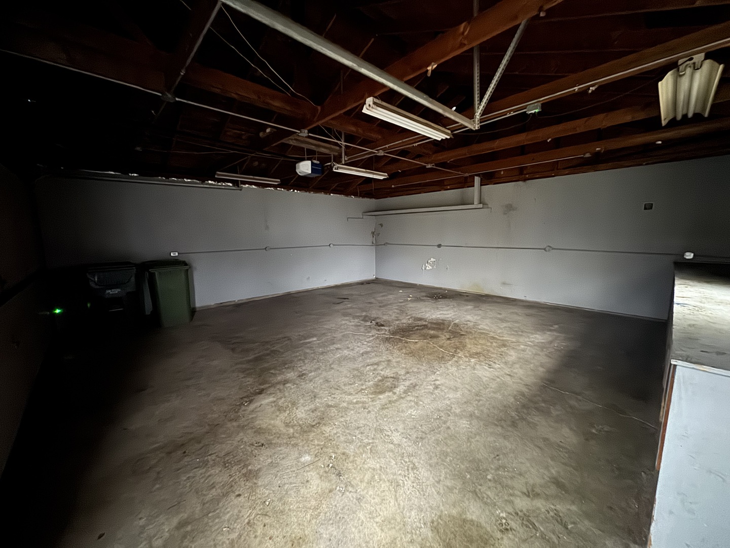 14616 State Street Property Photo 15