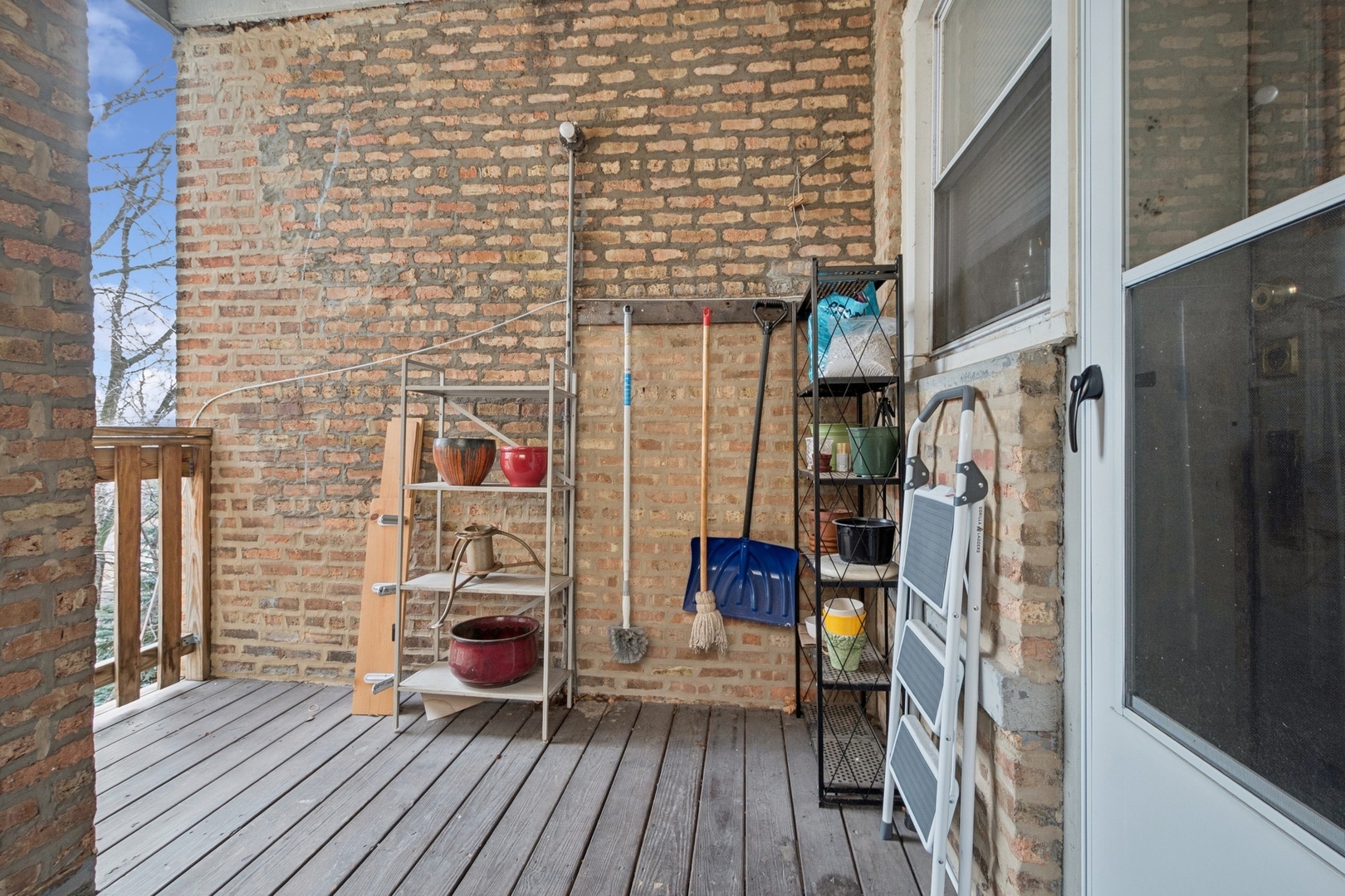 3023 W Wilson Avenue Property Photo 36