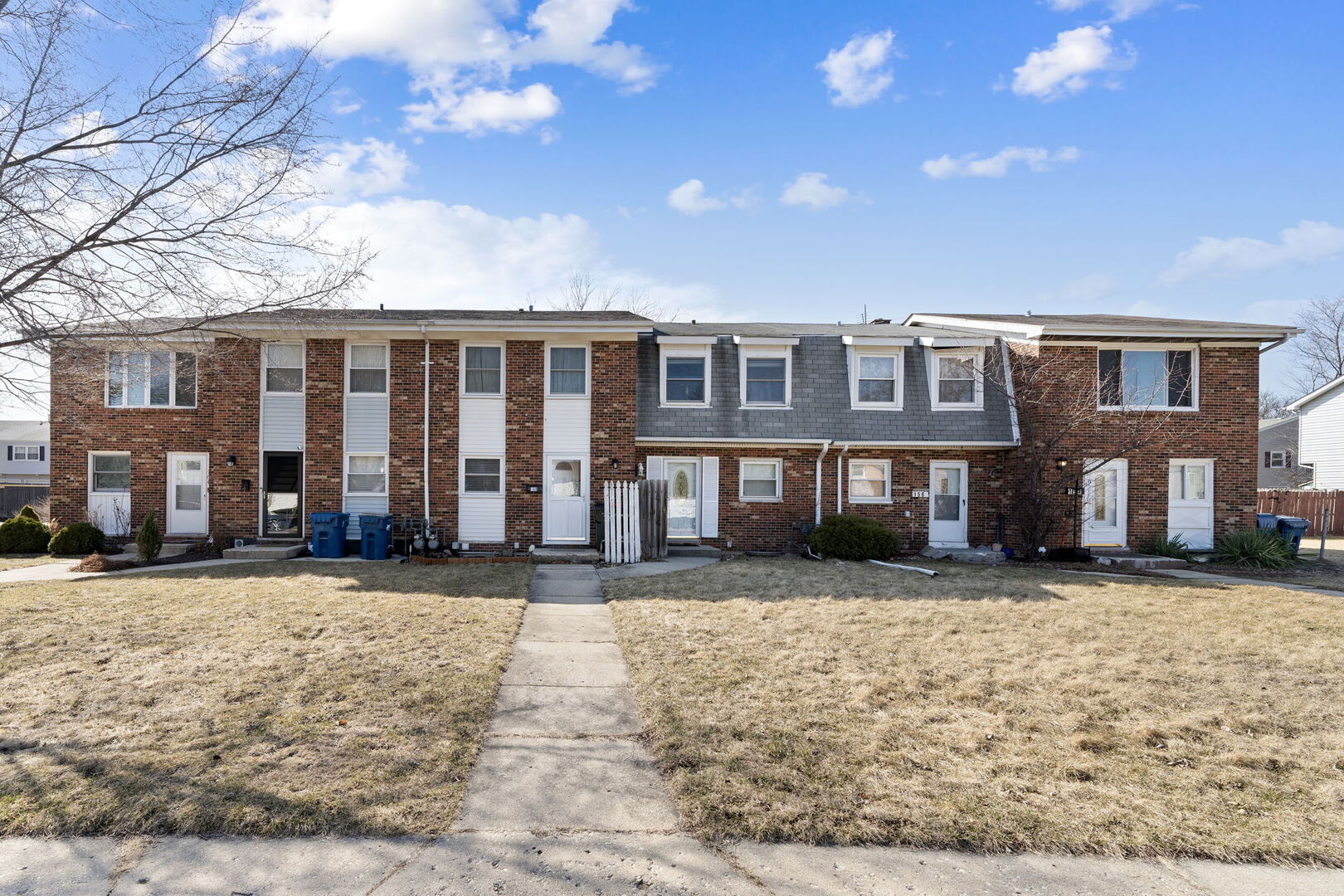 160 S Hale Avenue Property Photo