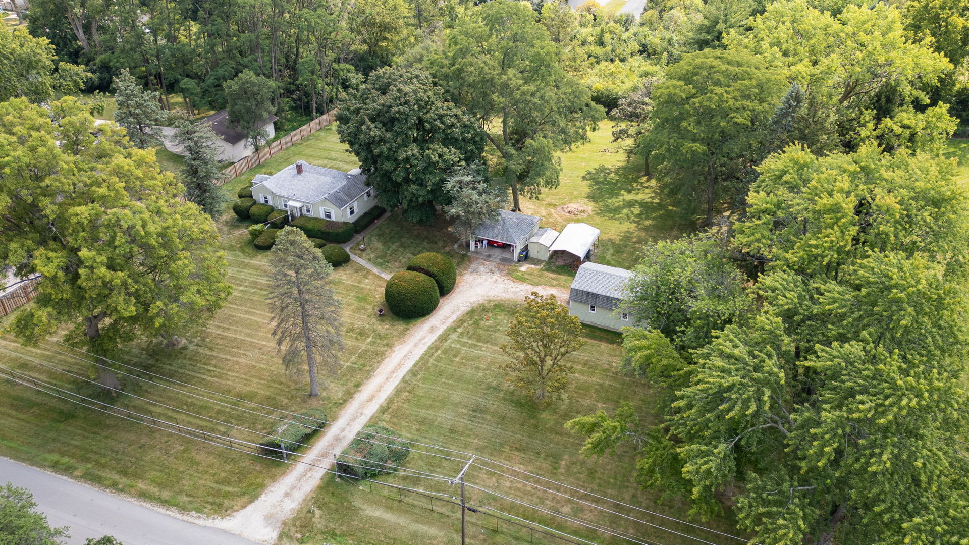 21w065 Sunset Avenue Property Photo 8
