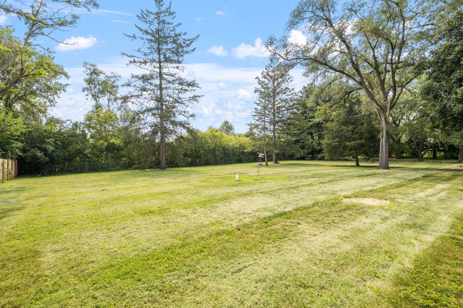 21w065 Sunset Avenue Property Photo 15