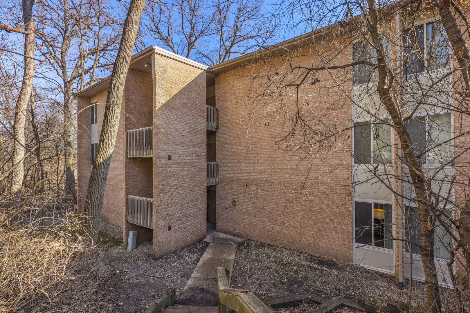 6006 Forest View Road 1b Property Photo