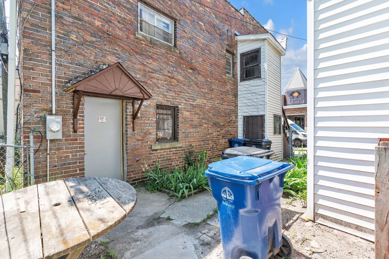 1824 Crain Street Property Photo 27
