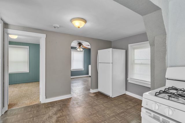 1824 Crain Street Property Photo 6