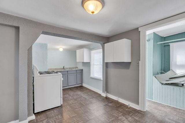 1824 Crain Street Property Photo 7